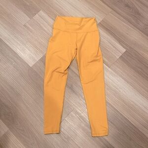 ECHT Leggings. Medium.